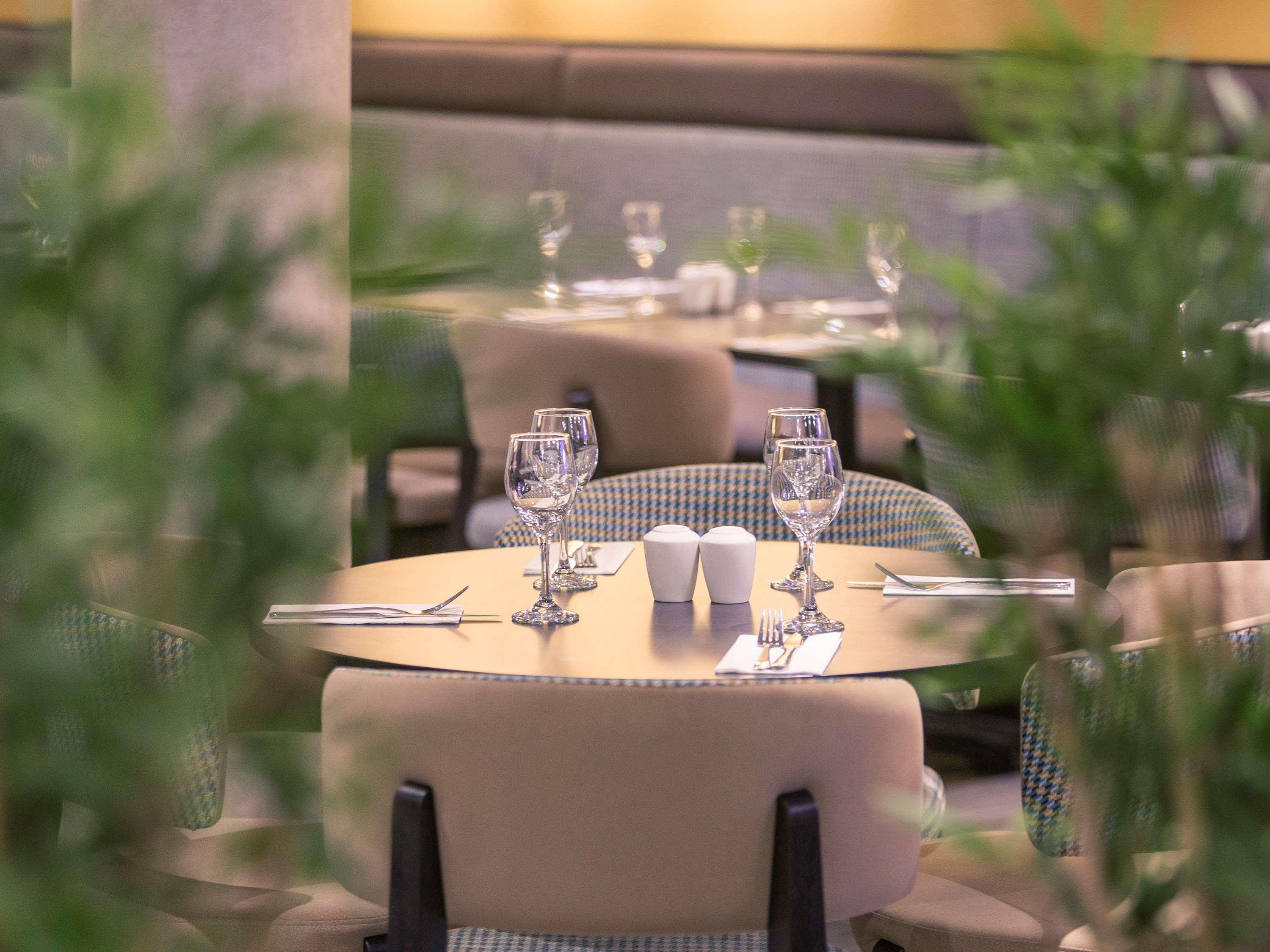 Mercure London Heathrow Airport Hillingdon Exteriör bild