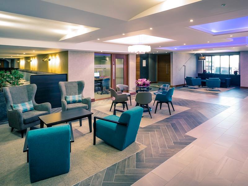 Mercure London Heathrow Airport Hillingdon Exteriör bild