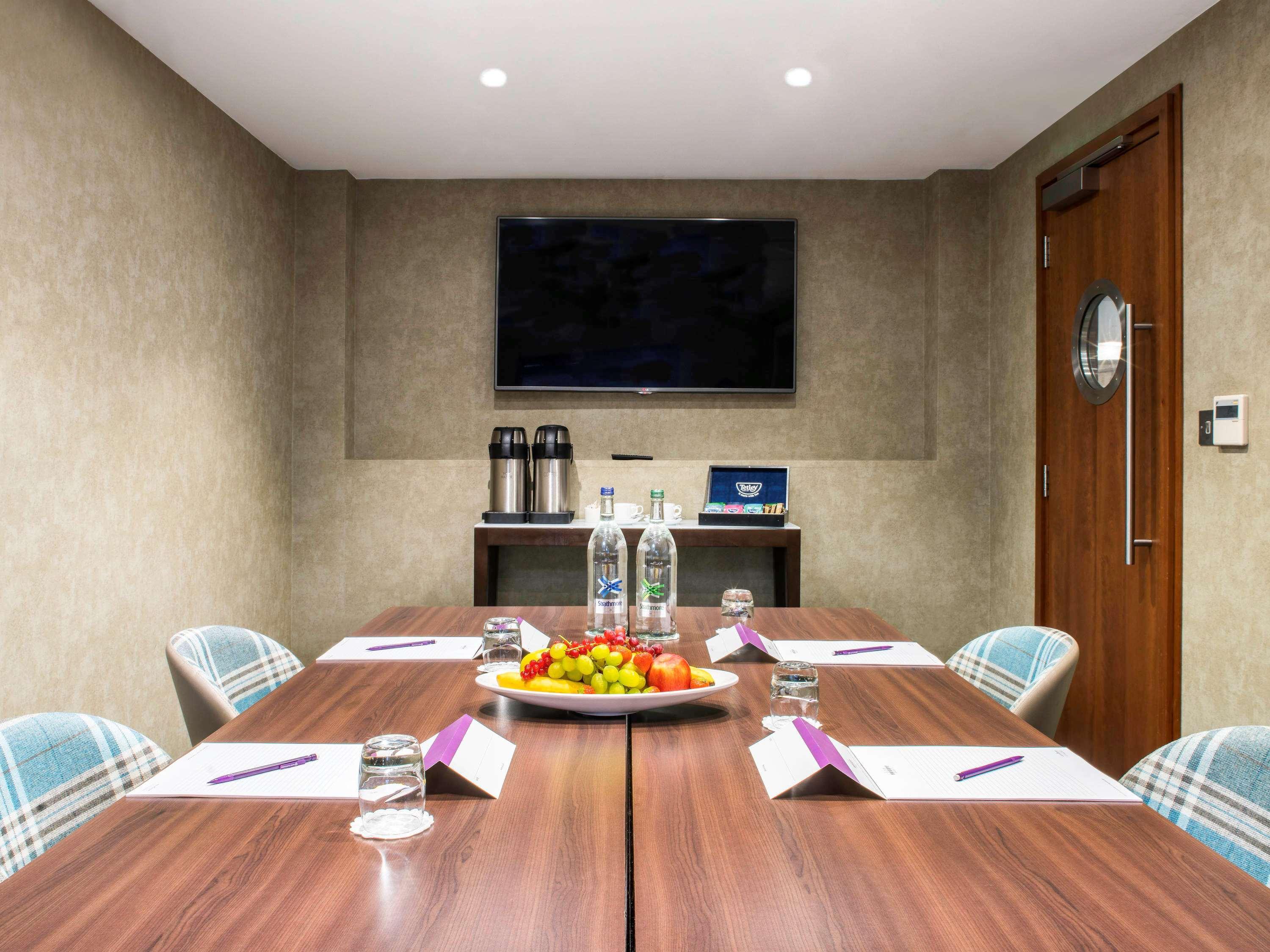 Mercure London Heathrow Airport Hillingdon Exteriör bild