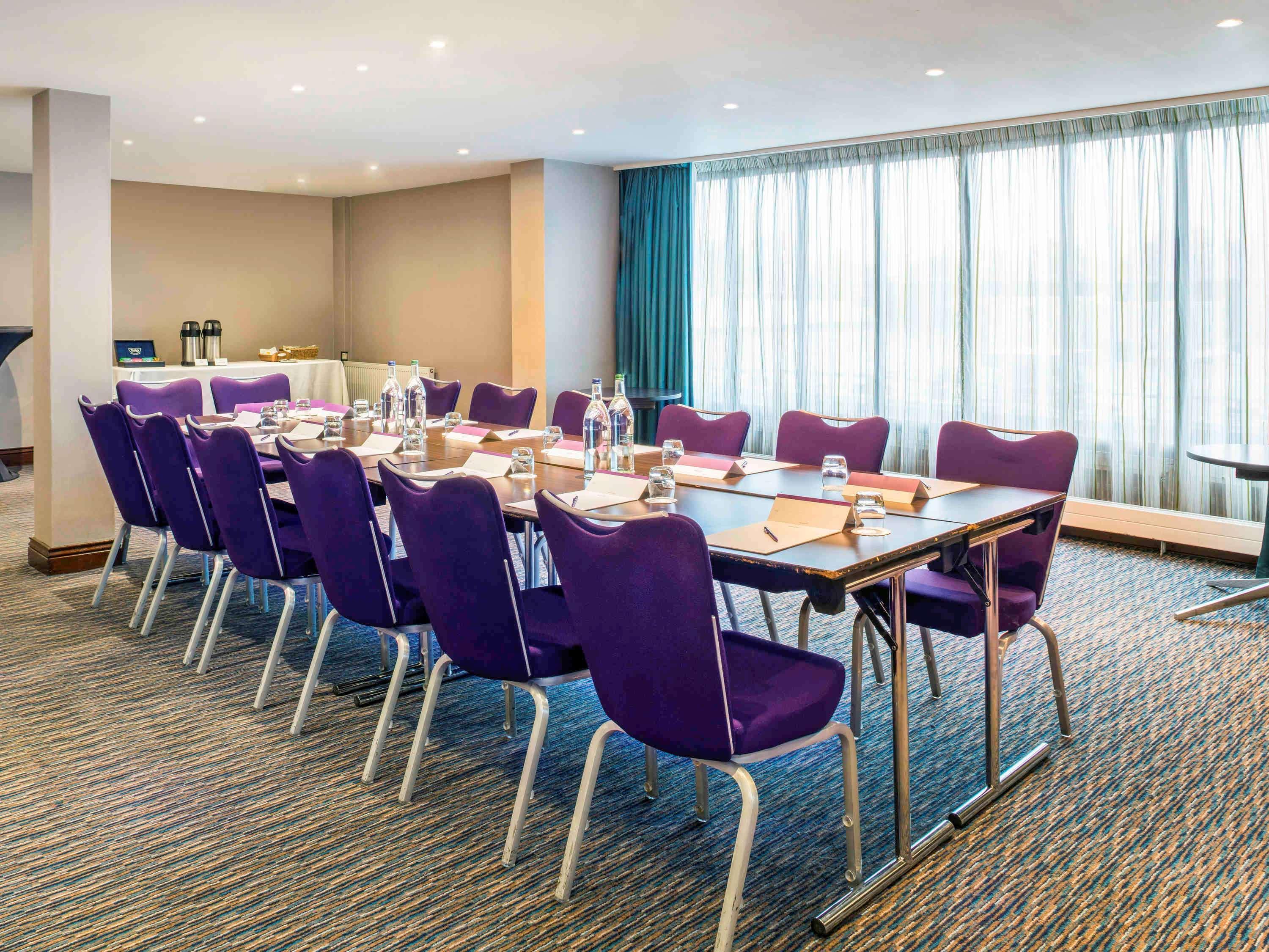 Mercure London Heathrow Airport Hillingdon Exteriör bild