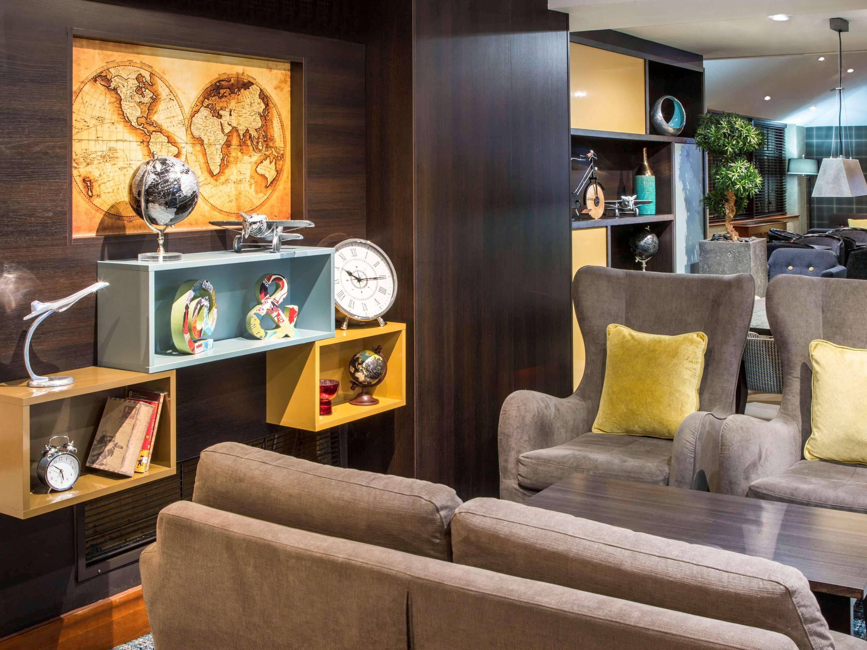Mercure London Heathrow Airport Hillingdon Exteriör bild