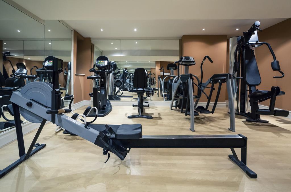 Mercure London Heathrow Airport Hillingdon Exteriör bild